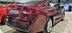 Chrysler 200